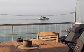 Splendide studio front de mer
